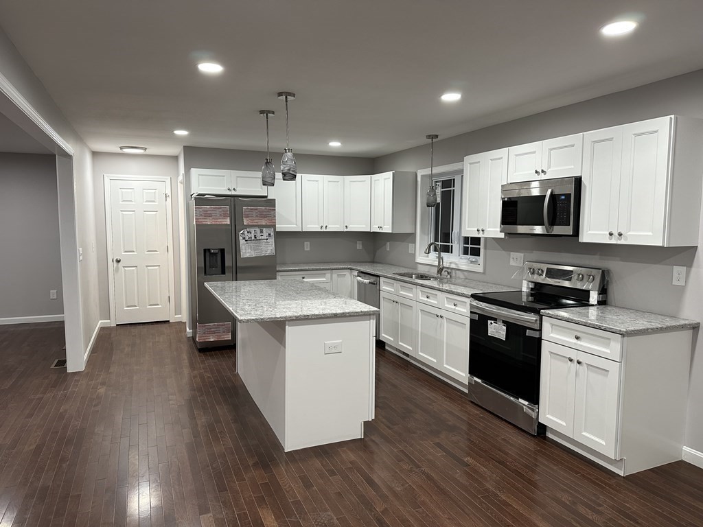 11 King Street Springfield, MA 01109 - Photo 6 of 23 Gallery Image 6