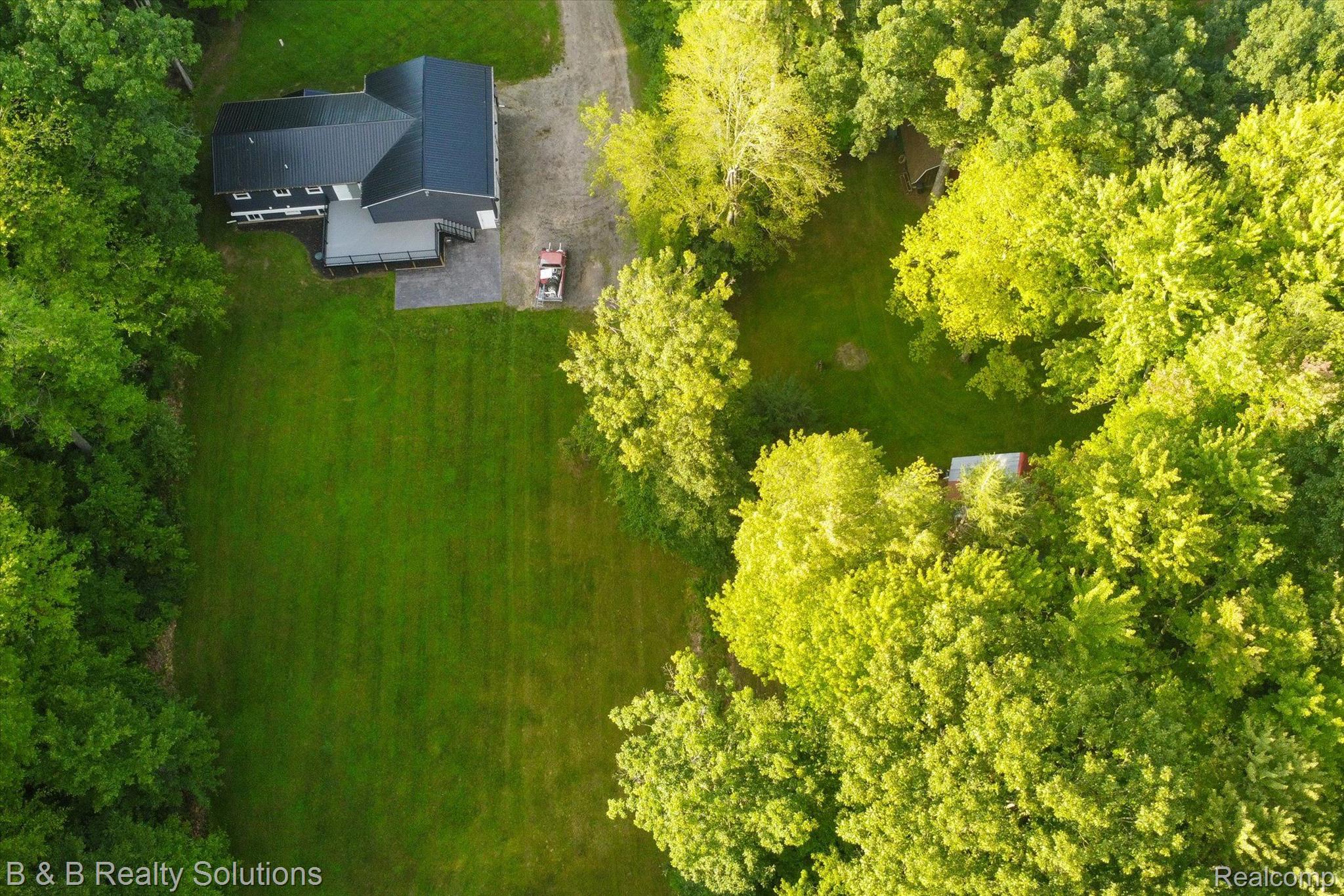 557 Barnes Lake Road Columbiaville, MI 48421 - Photo 62 of 64 Gallery Image 62