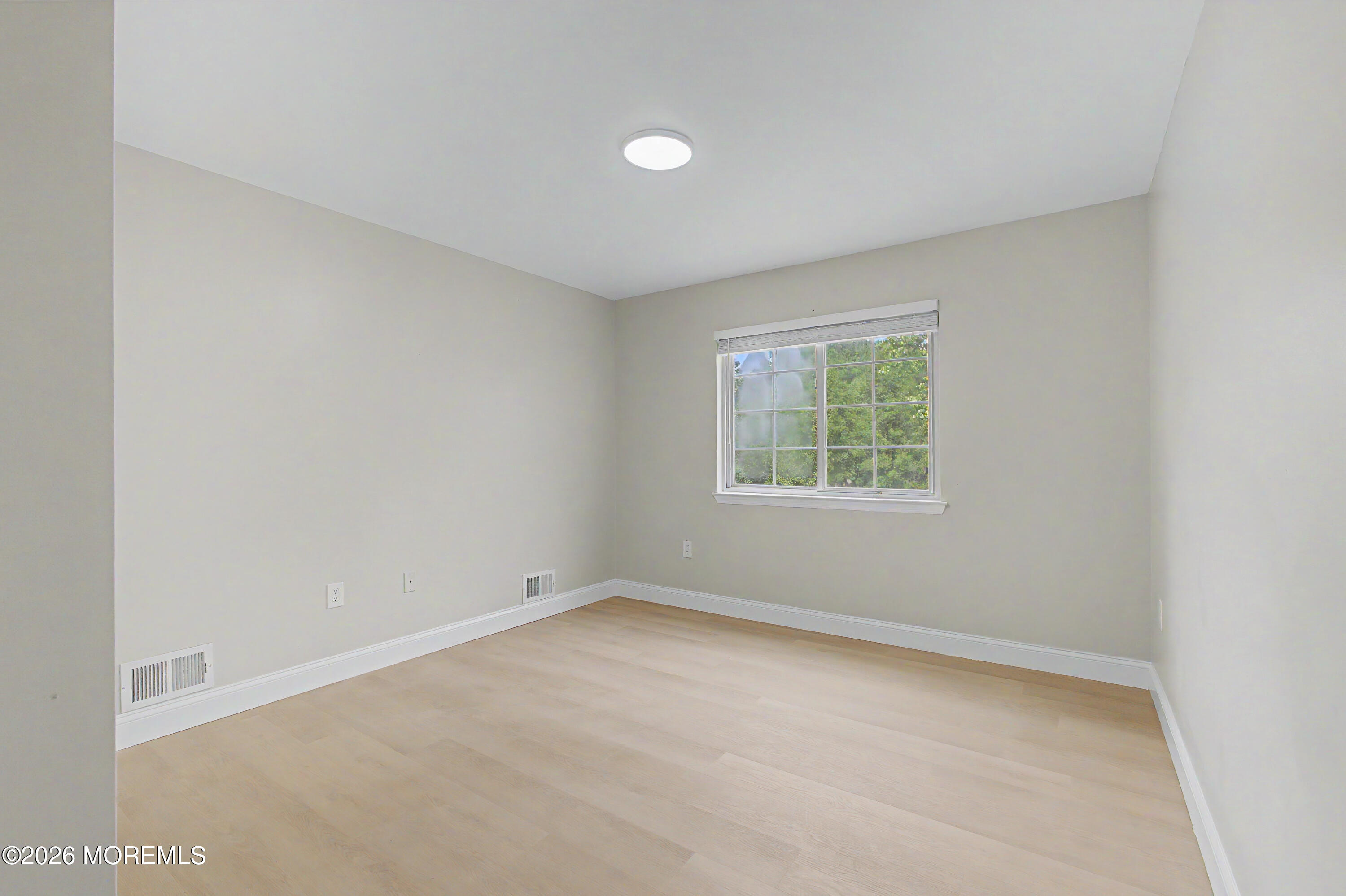 2 Ruffin Court Tinton Falls, NJ 07724 - Photo 39 of 67 035