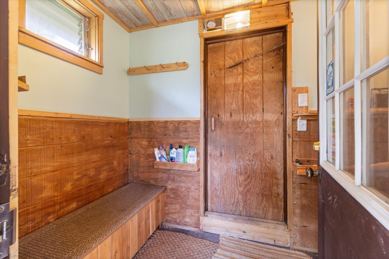 9420 Vollmer Drive Isabella, MN 55607 - Photo 30 of 37 Sauna Change Room