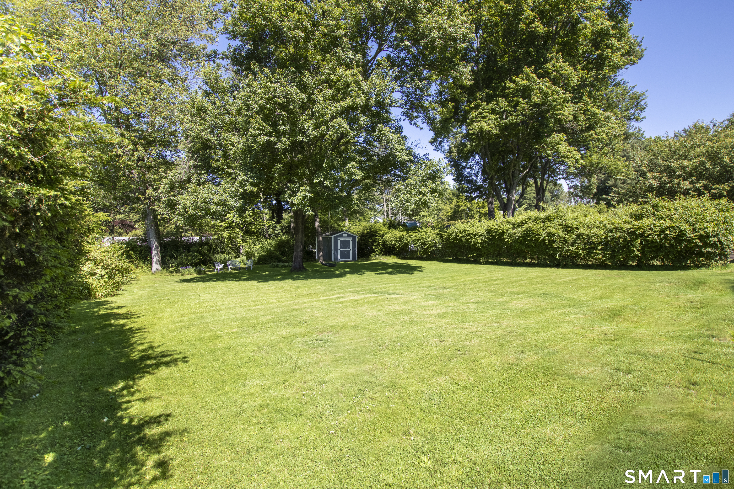 34 Robinwood Road Trumbull, CT 06611 - Photo 34 of 39