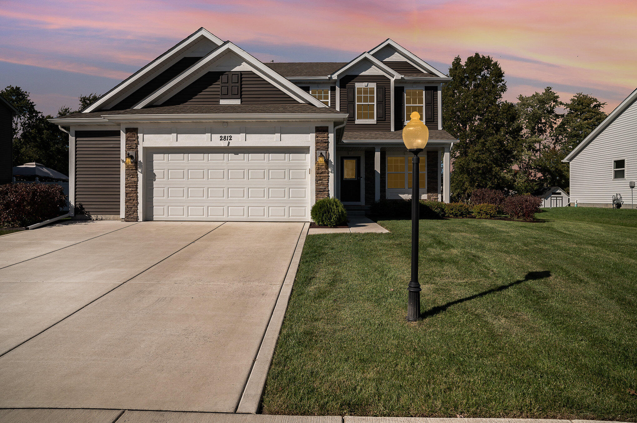 2812 Winterberry Road Portage, IN 46368 - Photo 3 of 52 2038x1356
