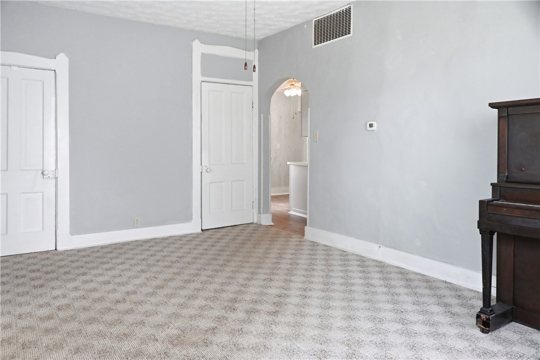 524 South Springfield Street St. Paris, OH 43072 - Photo 6 of 17