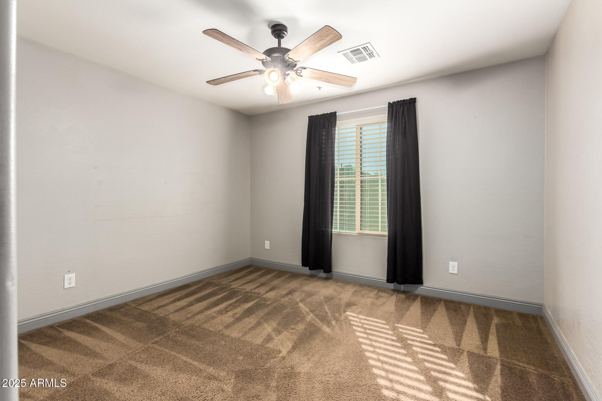 20977 West Hamilton Street Buckeye, AZ 85396 - Photo 28 of 53 Upstairs bedroom 3