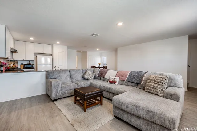 $215,000 | 8623 Astral Place, San Antonio, TX 78252