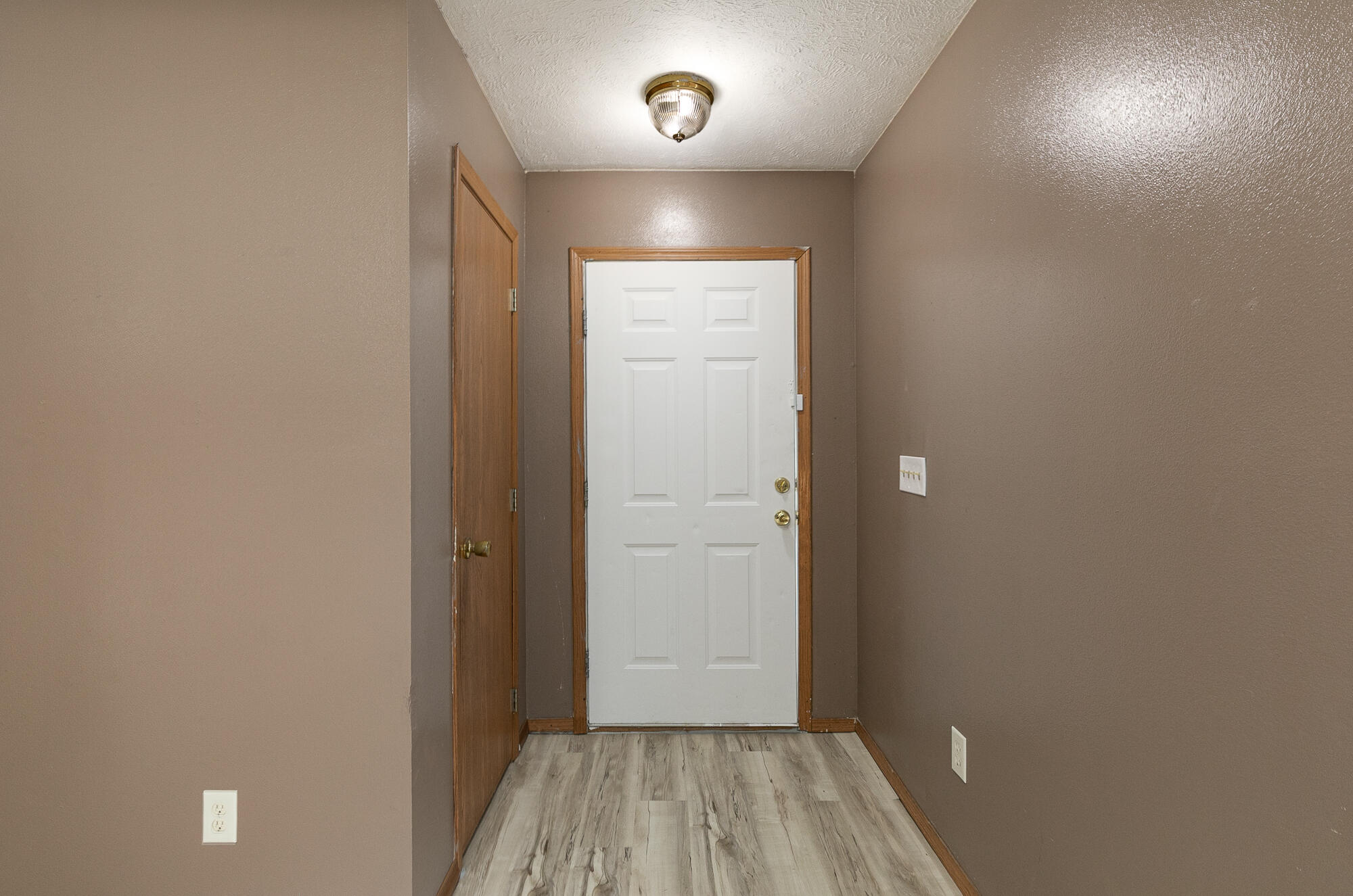 1824 North Golden Avenue Springfield, MO 65802 - Photo 5 of 29 7M4A6206-Edit