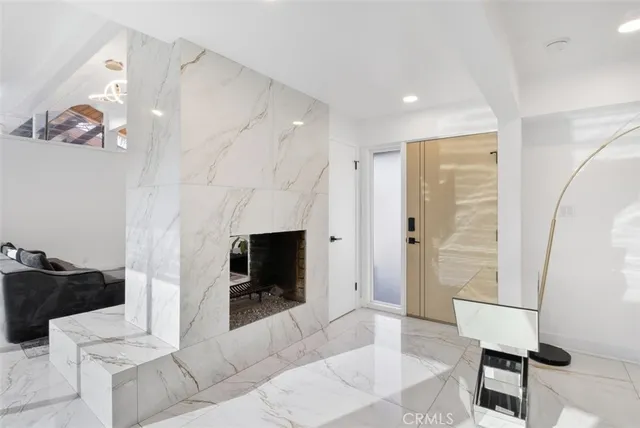 $1,325,000 | 10214 Woodruff Avenue, Downey, CA 90241