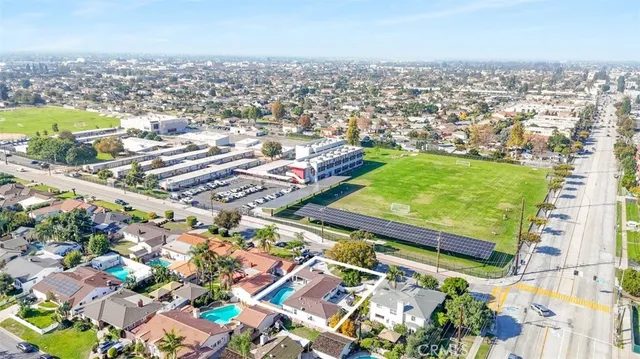 $1,325,000 | 10214 Woodruff Avenue, Downey, CA 90241