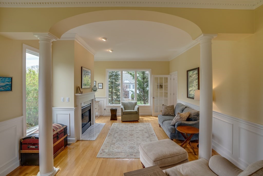35 Battle Flagg Road Bedford, MA 01730 - Photo 14 of 42