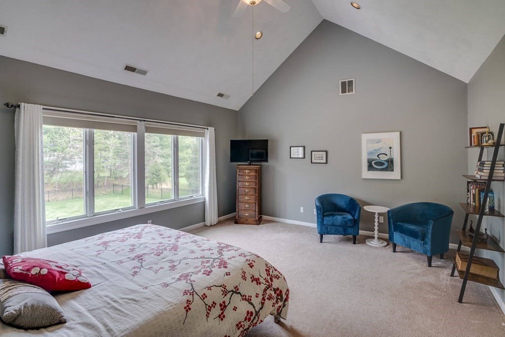 35 Battle Flagg Road Bedford, MA 01730 - Photo 19 of 42