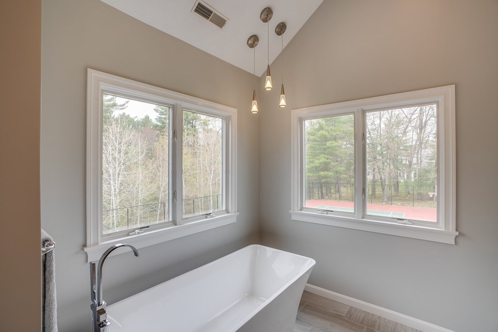 35 Battle Flagg Road Bedford, MA 01730 - Photo 23 of 42
