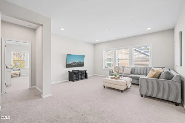 $839,000 | 1880 Woodall Crest Drive, Apex, NC 27502