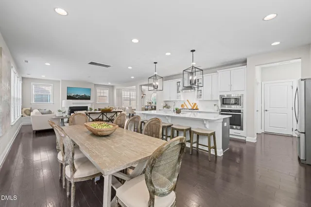 $839,000 | 1880 Woodall Crest Drive, Apex, NC 27502