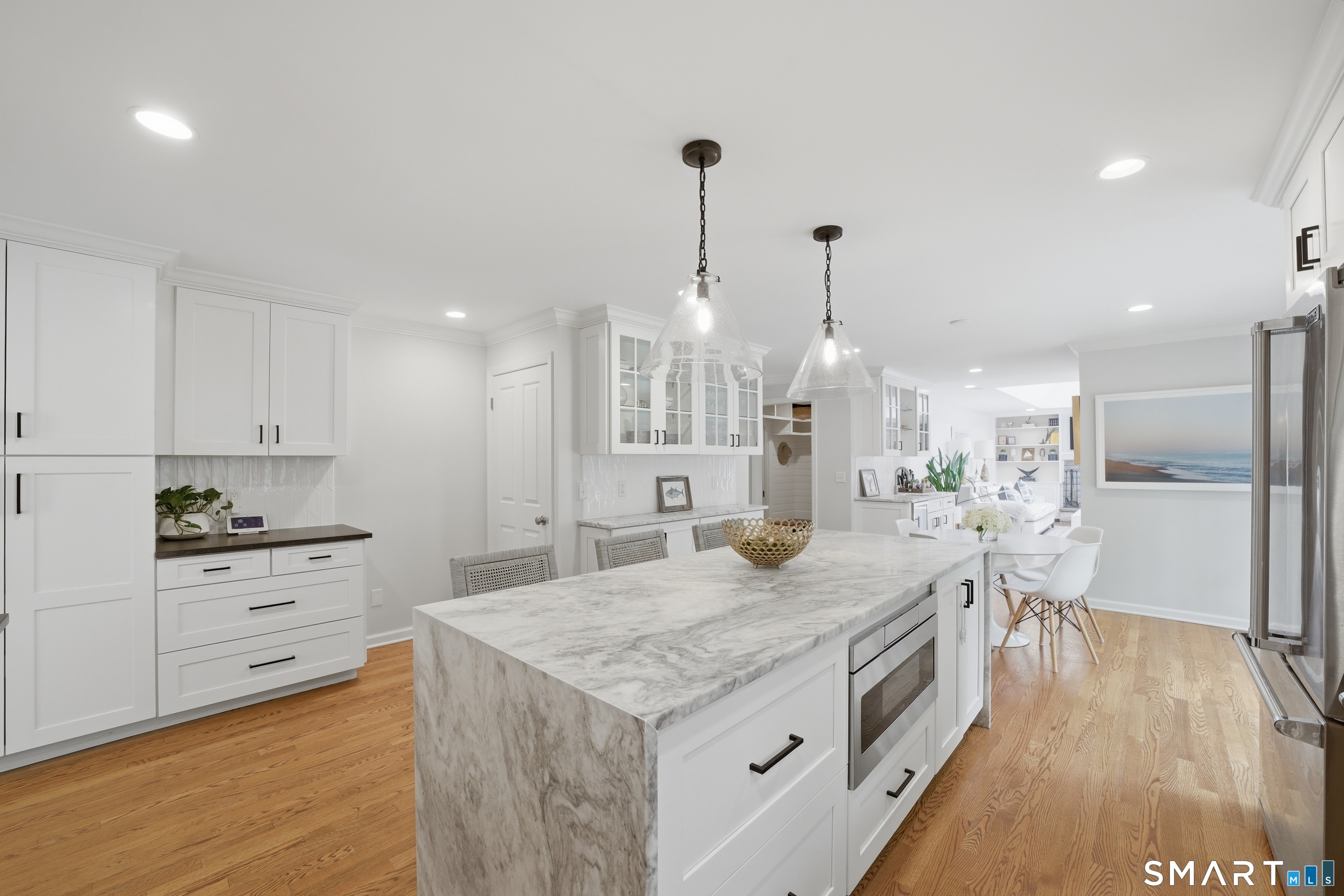 201 Middlesex Road Darien, CT 06820 - Photo 4 of 39