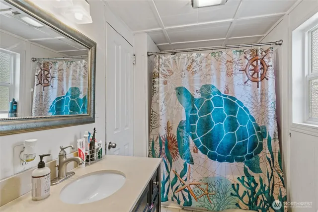 $449,900 | 110 North Delaware Avenue, Unit A/B, Wenatchee, WA 98801