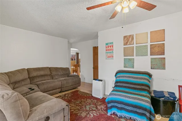 $449,900 | 110 North Delaware Avenue, Unit A/B, Wenatchee, WA 98801