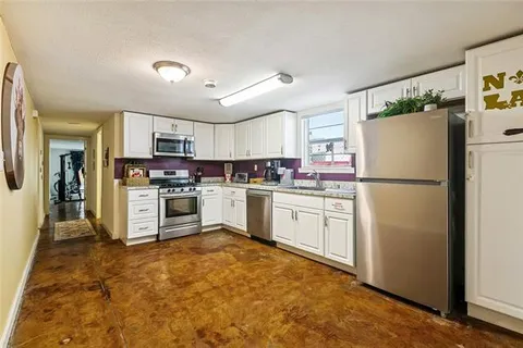 $769,000 | 8124-26 Zimpel Street, New Orleans, LA 70118