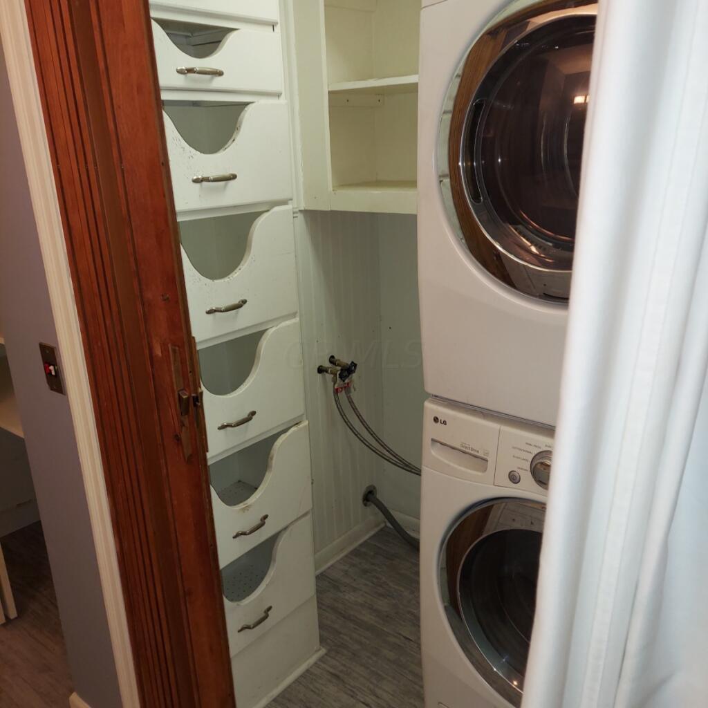 4633 Annhurst Road Columbus, OH 43228 - Photo 22 of 24 26E125AD-E0B8-4112-93A3-A2B33E58E5D3