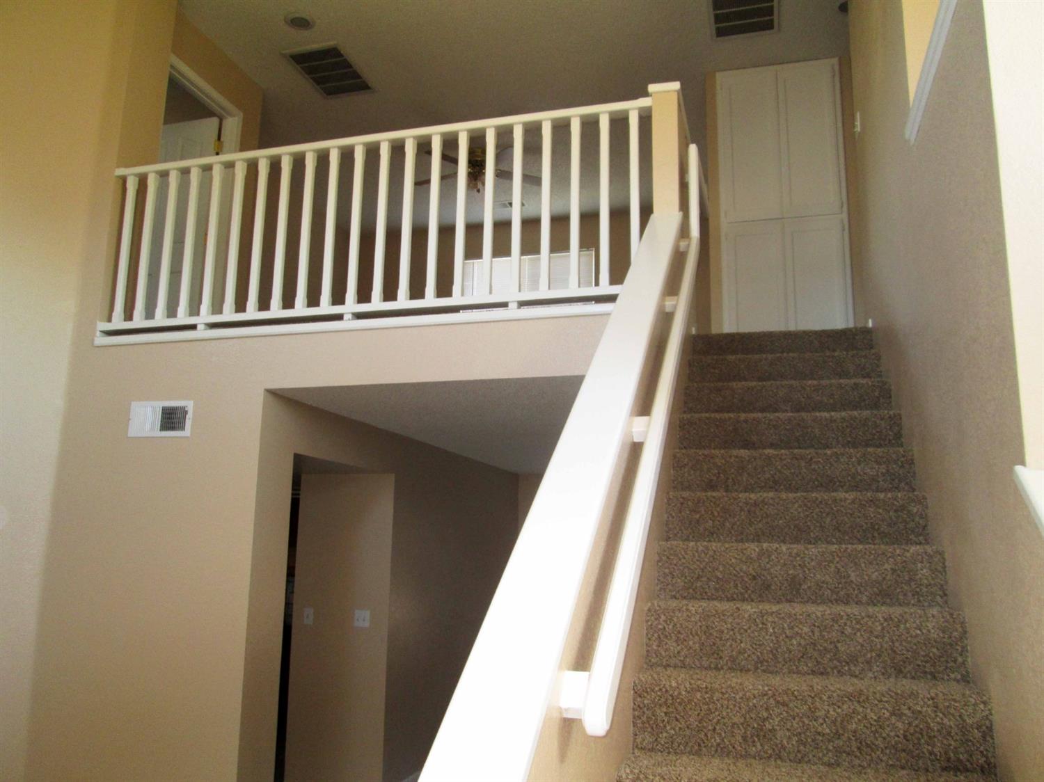 1134 Raymond Road Hanford, CA 93230 - Photo 17 of 33 Gallery Image 17