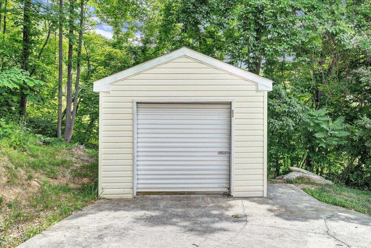 11010 Catawba Road Troutville, VA 24175 - Photo 53 of 68 52-MIB06423