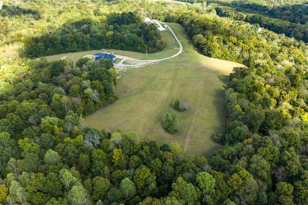 $2,490,000 | 120 Hummingbird Meadows, Palmyra, TN 37142
