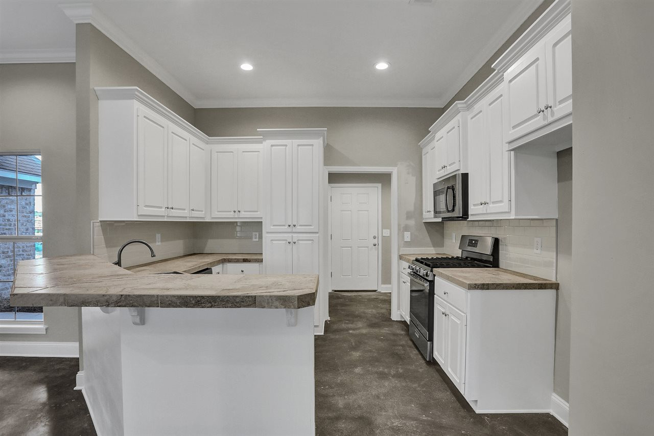 1228 Addison Ln. Brandon, MS 39042 - Photo 5 of 22 Photo 8