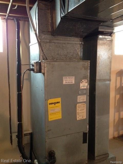 20165 Elwell Road Belleville, MI 48111 - Photo 17 of 19 photo 2 (2).jpg