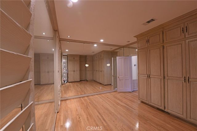 $6,000 | 9936 Durant Drive, Unit C, Beverly Hills, CA 90212