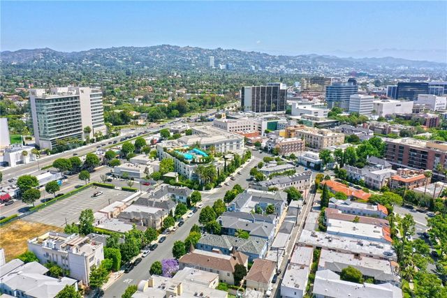 $6,000 | 9936 Durant Drive, Unit C, Beverly Hills, CA 90212