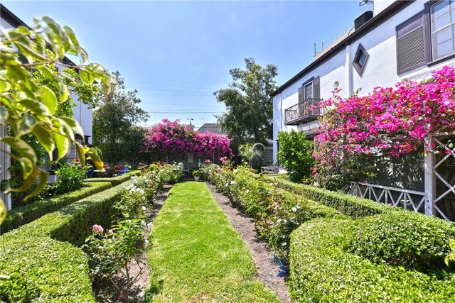 $6,000 | 9936 Durant Drive, Unit C, Beverly Hills, CA 90212