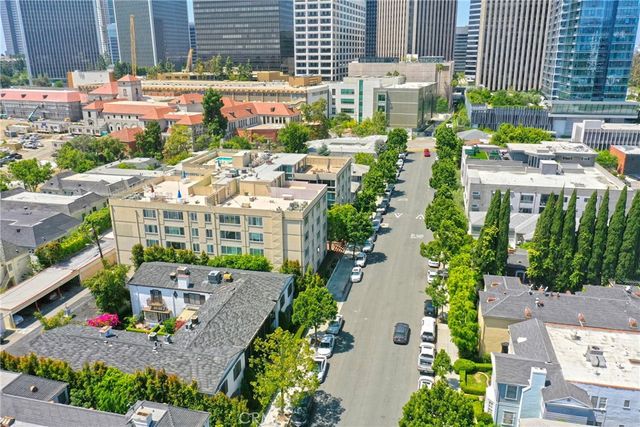 $6,000 | 9936 Durant Drive, Unit C, Beverly Hills, CA 90212