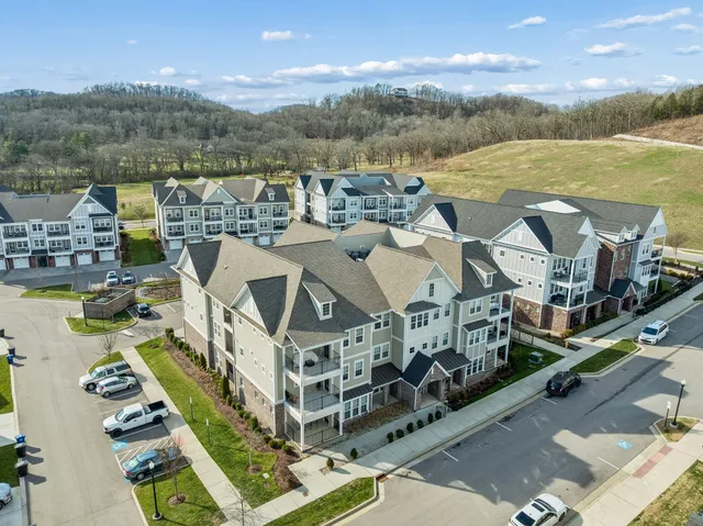 $2,450 | 1000 Vintage Green Lane, Unit 1104, Franklin, TN 37064