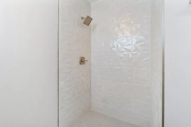 $3,250 | 3048 North Dixie Highway, Boca Raton, FL 33431