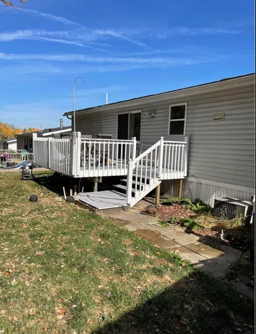 $122,000 | 512 Opal Circle, Lannon, WI 53046