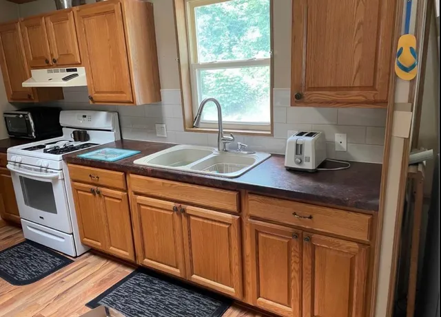 $122,000 | 512 Opal Circle, Lannon, WI 53046