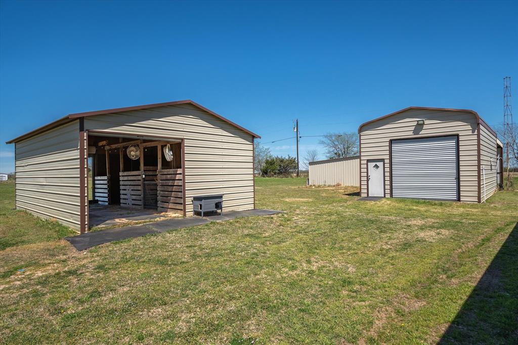 16159 County Road 347 Wills Point, TX 75169 - Photo 32 of 38 a front view of a house with a yard