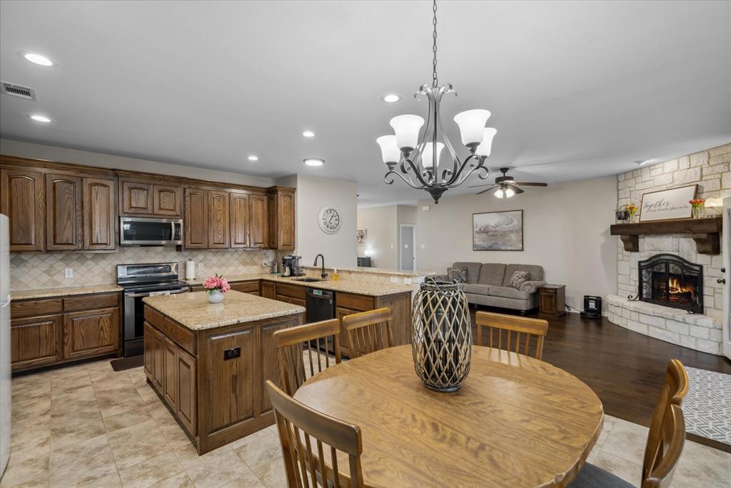 16159 County Road 347 Wills Point, TX 75169 - Photo 6 of 38