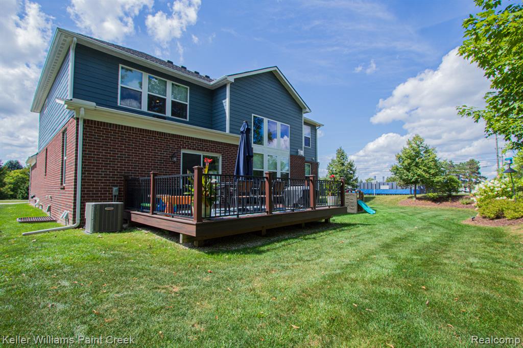 2009 Logan Drive Rochester Hills, MI 48309 - Photo 41 of 53