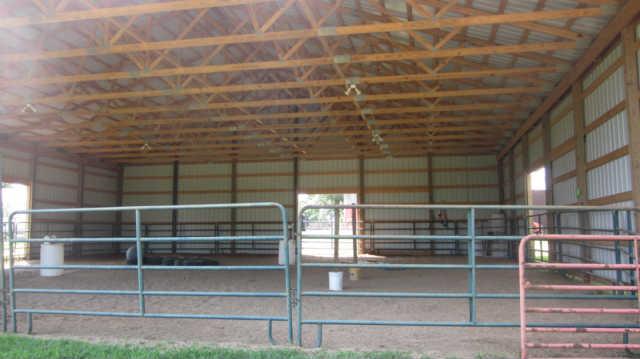 1555 Southside Road Southside, TN 37171 - Photo 14 of 20 60X60 Covered Arena