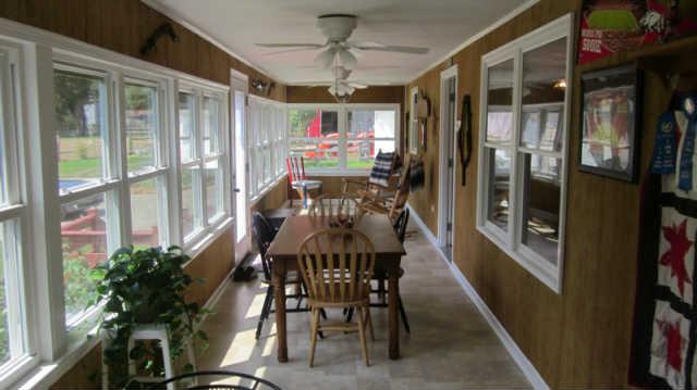 1555 Southside Road Southside, TN 37171 - Photo 5 of 20 Additional picture of sunroom