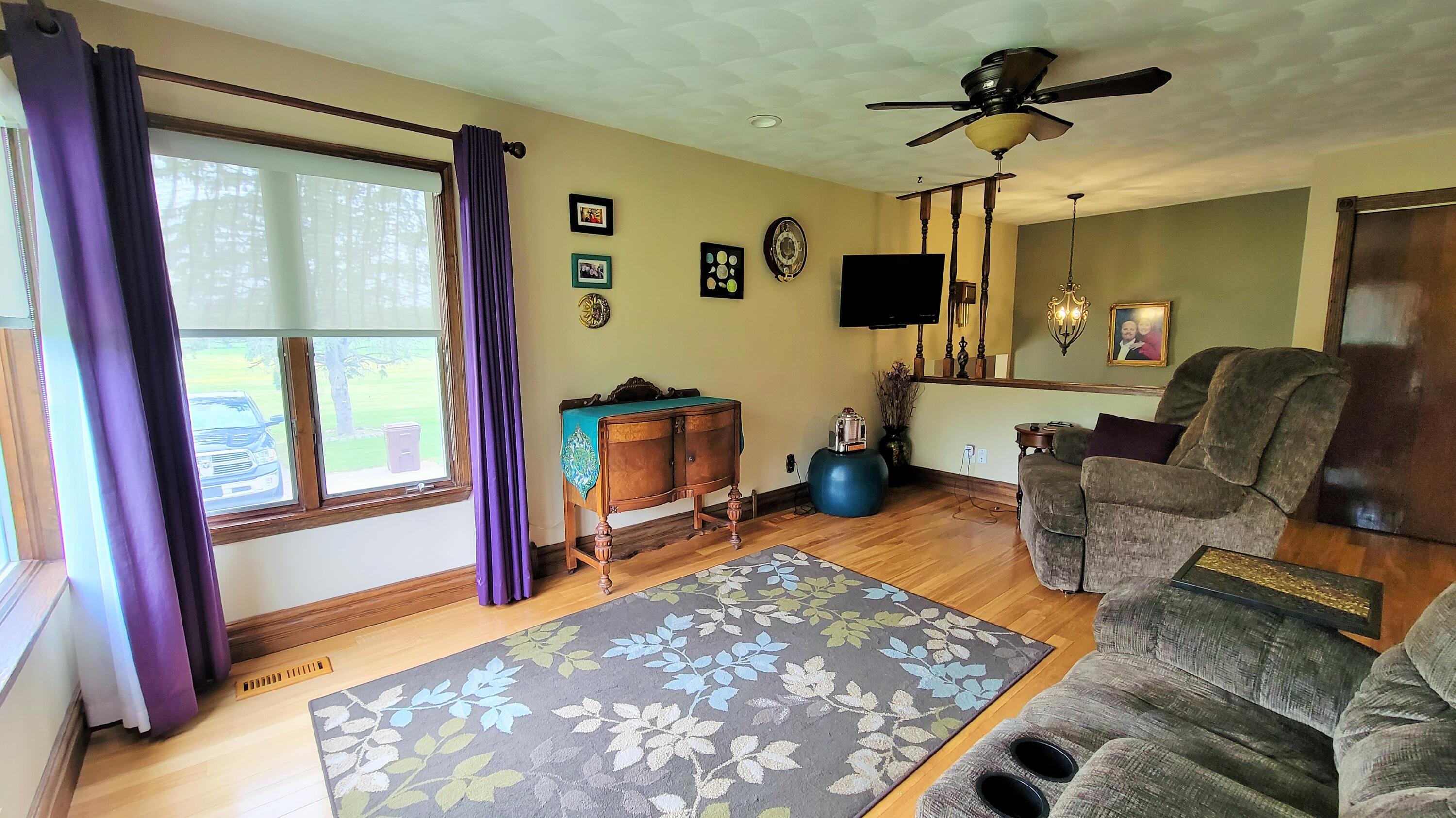8014 Hall Road Bellevue, MI 49021 - Photo 12 of 63 20210527_160051 (2)