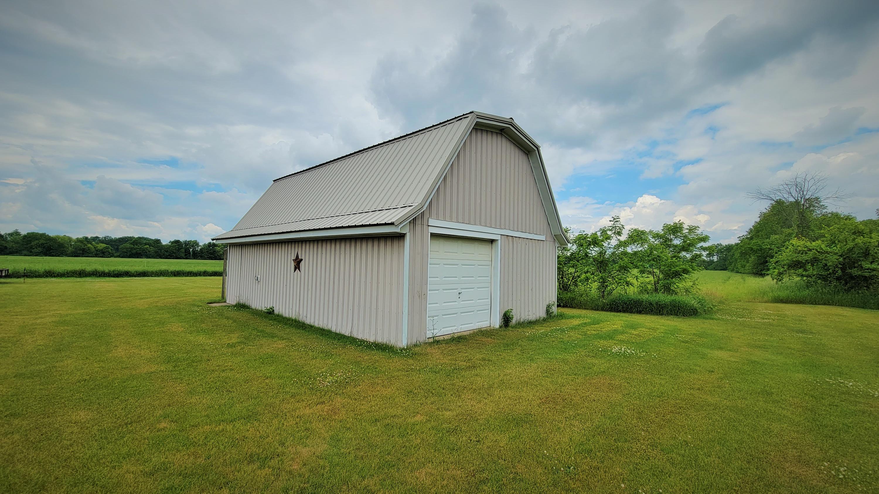 8014 Hall Road Bellevue, MI 49021 - Photo 52 of 63 20210608_134501 (2)