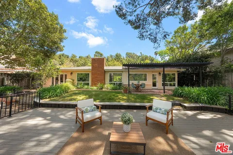 $2,499,000 | 2521 La Condesa Drive, Los Angeles, CA 90049