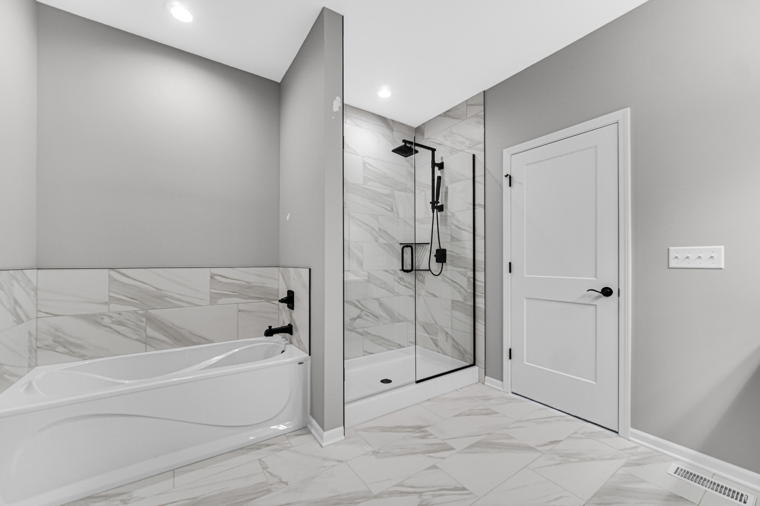 703 Druim Trail Crown Point, IN 46307 - Photo 12 of 21 3000x2000