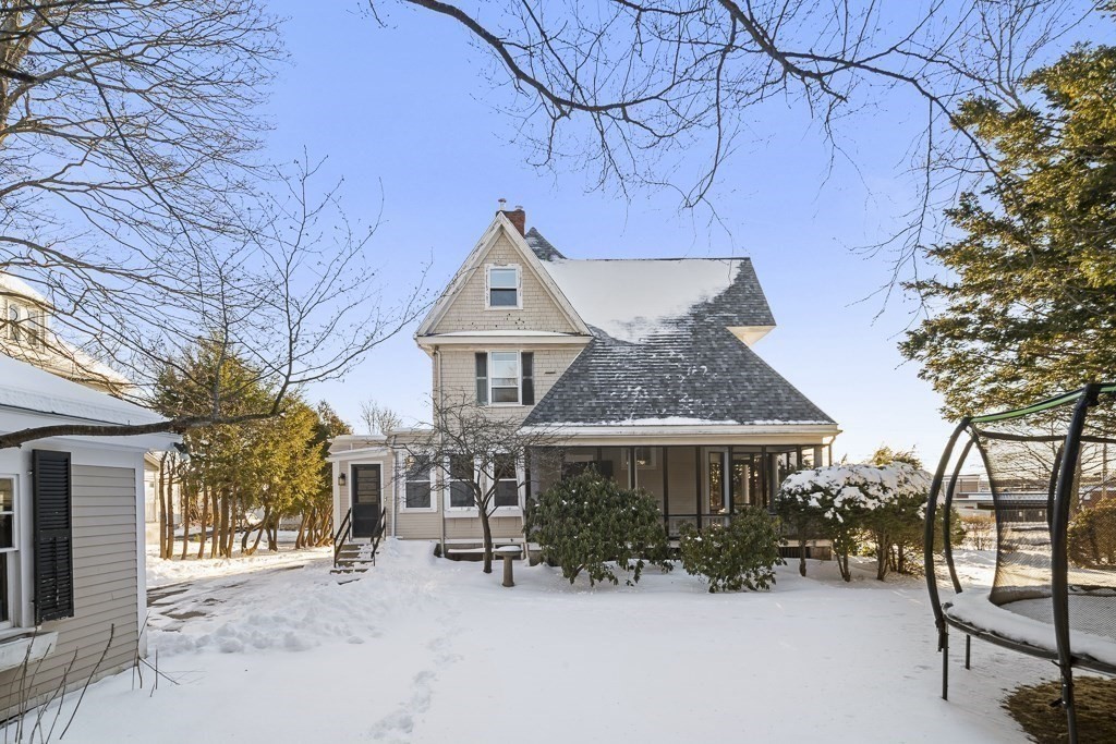 44 Mark Lee Road Needham, MA 02494 - Photo 28 of 33 a front view of a house with garden