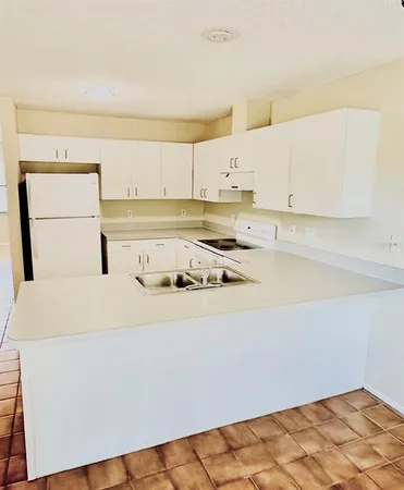 $1,700 | 9271 Tacoma Avenue, Unit B, Englewood, FL 34224
