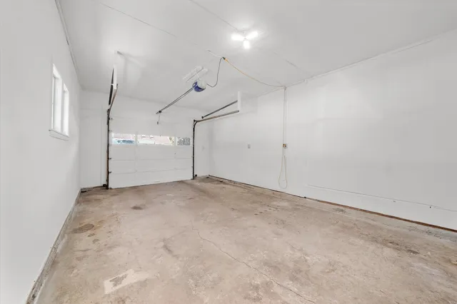 a view of a room with an empty room