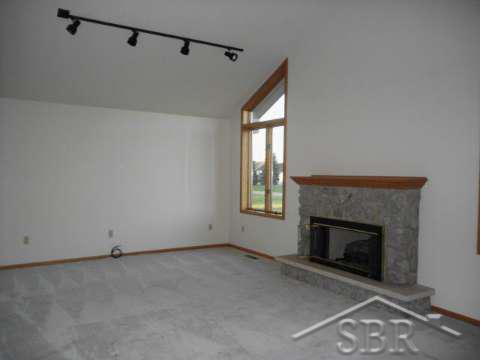 1740 Colwood Road Caro, MI 48723 - Photo 14 of 16 20384839-13.JPG