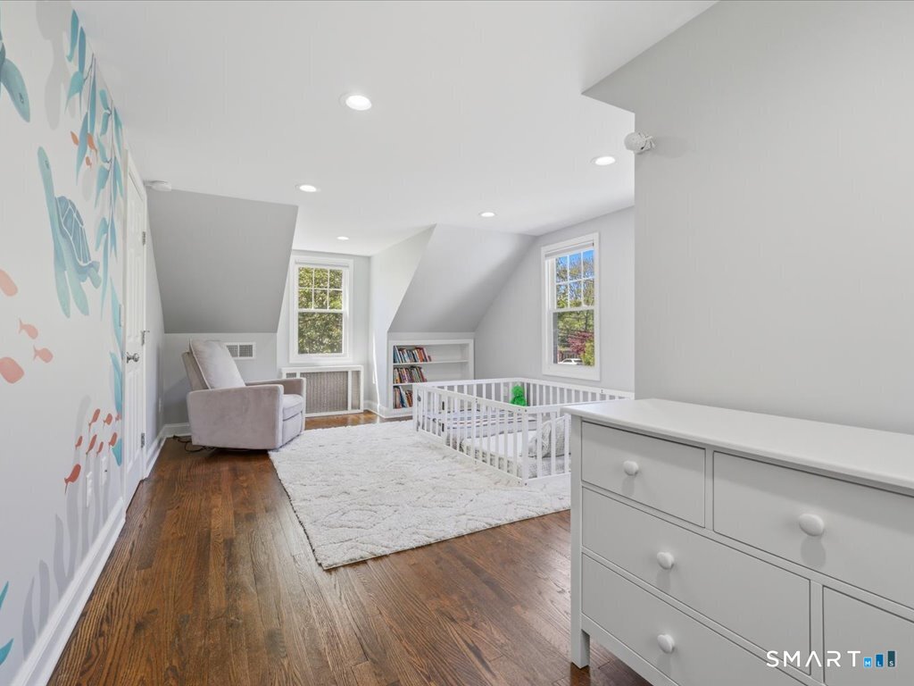 131 Oronoque Road Milford, CT 06461 - Photo 31 of 40