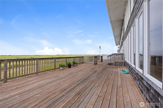 $735,000 | 35601 G Street, Unit 1, Ocean Park, WA 98640